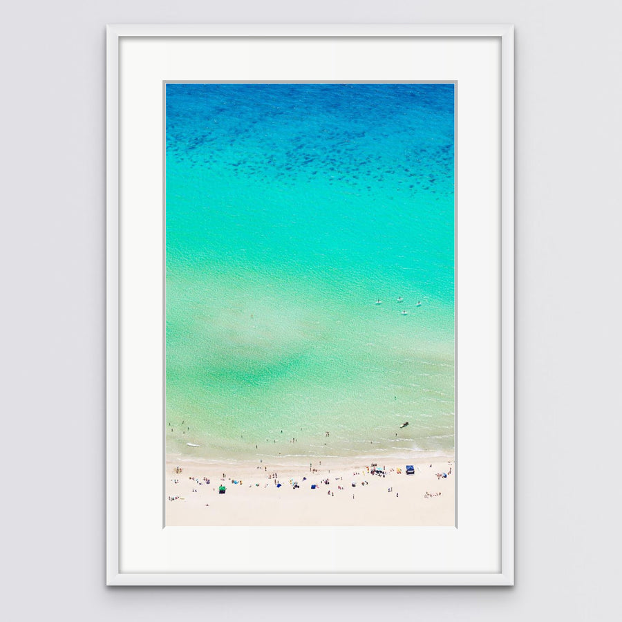 MEELUP BEACH 33x50cm Framed in white